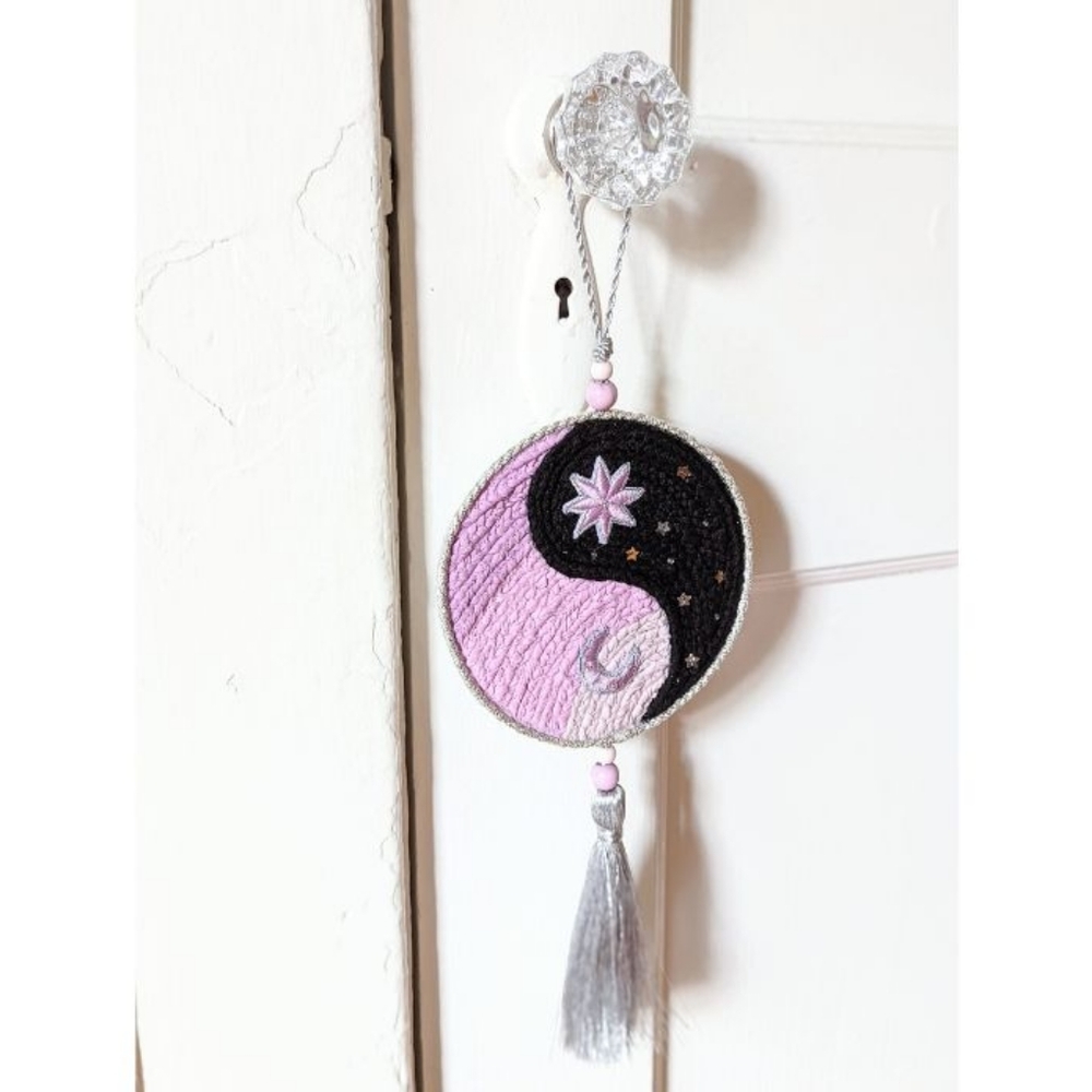 Yin Yang Decorative Hanger Goddess Provisions - Picture 2 of 9